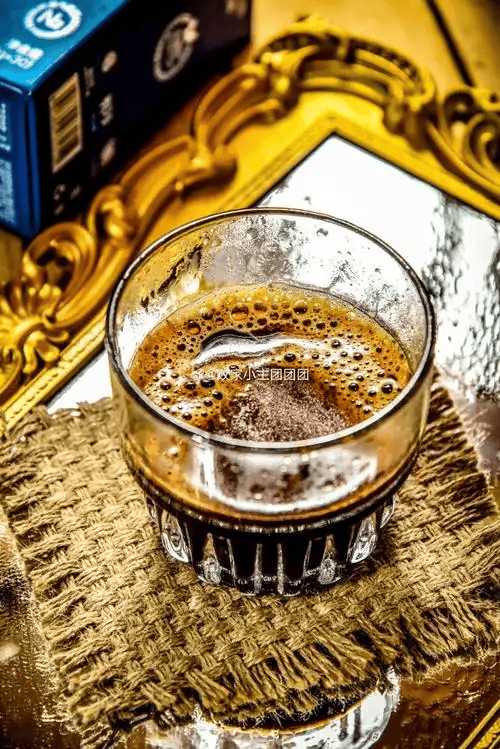 防弹咖啡的品牌破局离不开代工助力pg电子模拟器免费版从圈层到大众(图6)